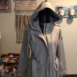 Jessica Simpson Short Tan Trench